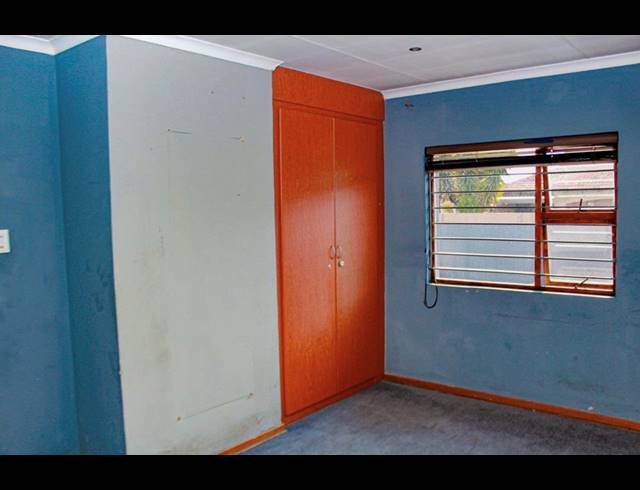 3 BEDROOM HOUSE FOR SALE IN SONNEVELD
